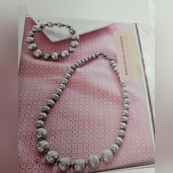 Silpada Atmospheric Sterling Silver Beaded Necklace and Stretch Bracelet Set - Picture 5 of 6